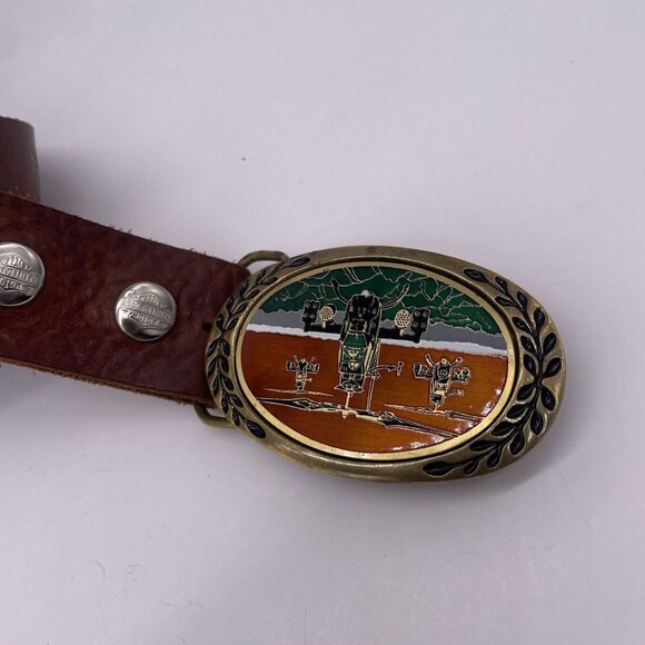 Harley Davidson Men's Enamel Buckle Brown Leather Belt End to End 50 in Size 8 - Picture 2 of 8